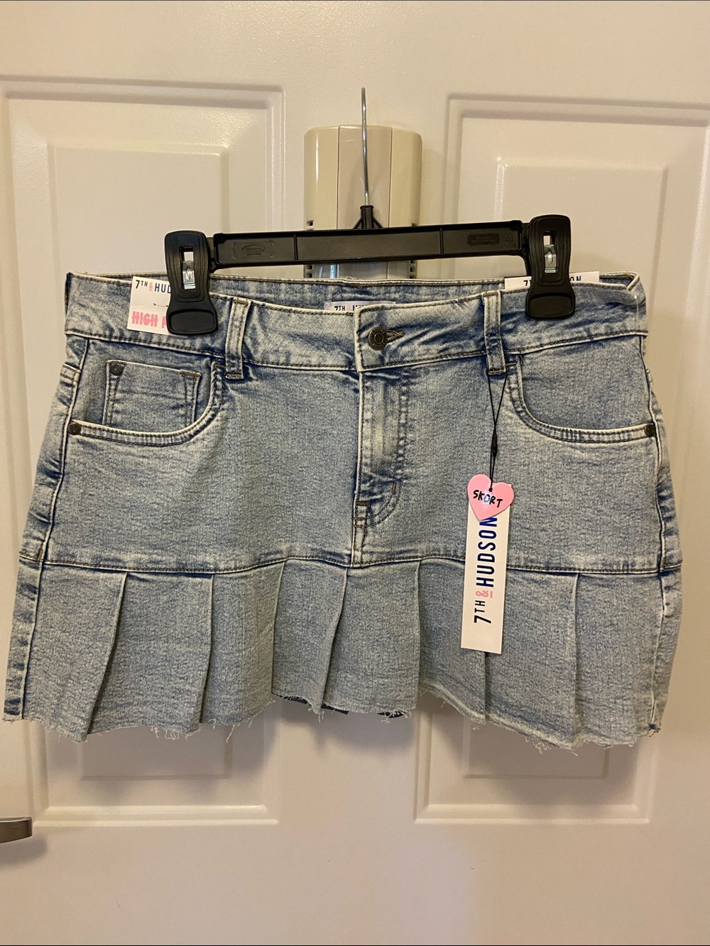 🩵Light Blue Denim Pleated 
Mini Skirt/ Skort🩵